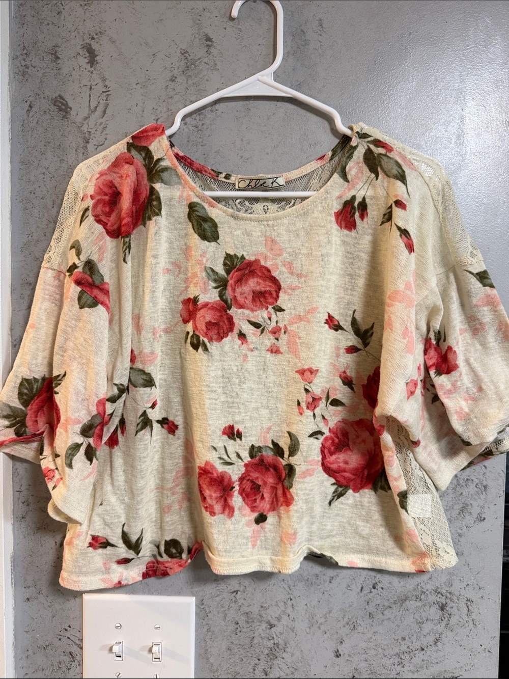 chic Cream crop with Pink Rose Print lace back